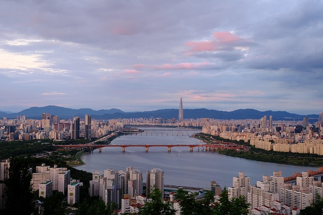 재개발 이주비 vs 주거이전비 총정리 (2025년) - 재개발 명도 전문 변호사 상담의 필요성