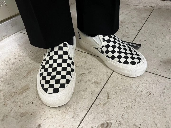 반스 체커보드 슬립온 VR3 착용 사진