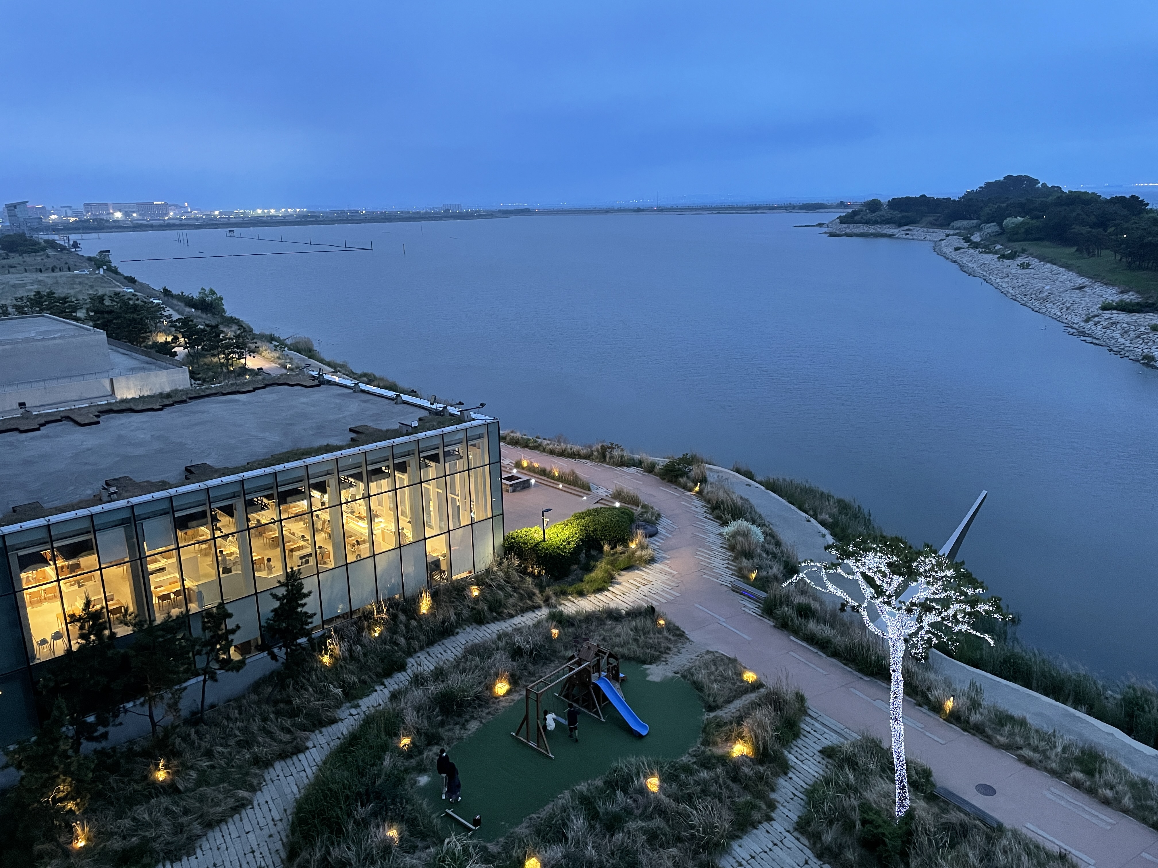 네스트호텔 수영장 더 스트란드