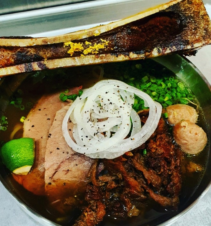 파주-뼈다귀쌀국수-미국식쌀국수