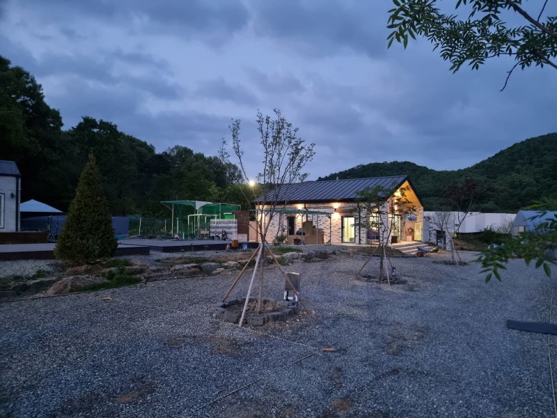 파주야호캠핑장_야간