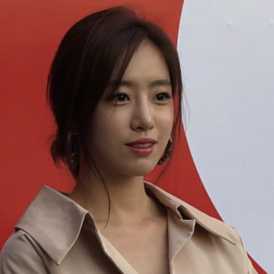 가수 함은정 & 감독 김병우 결혼