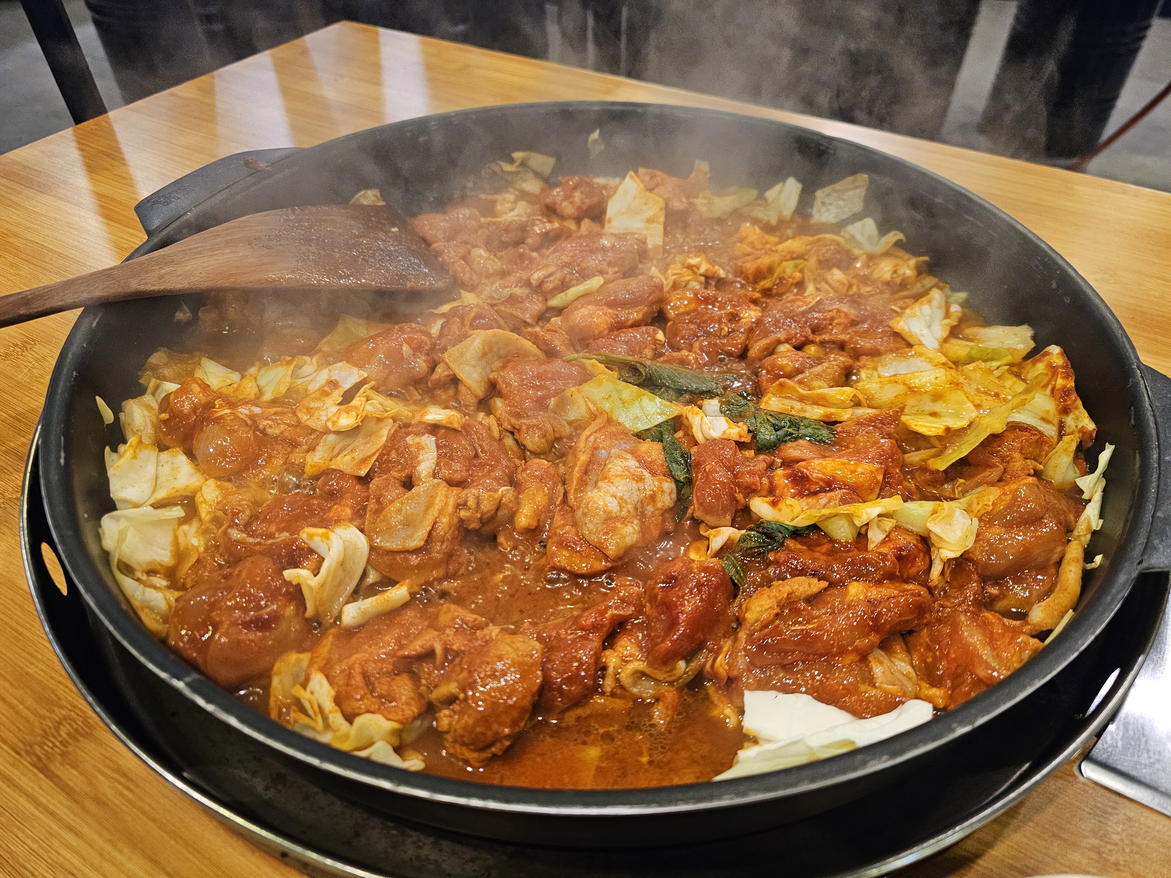 무한리필 닭갈비제작소