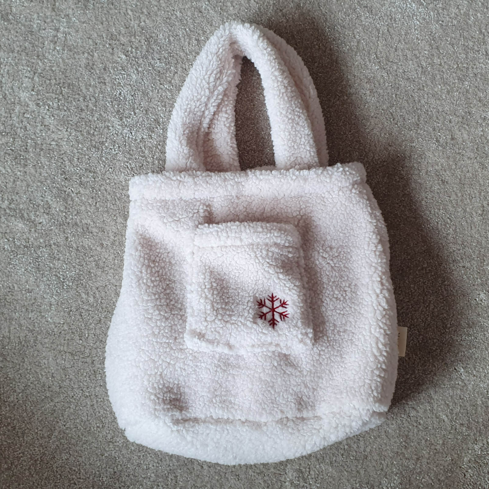 포근한-손가방-앞모습