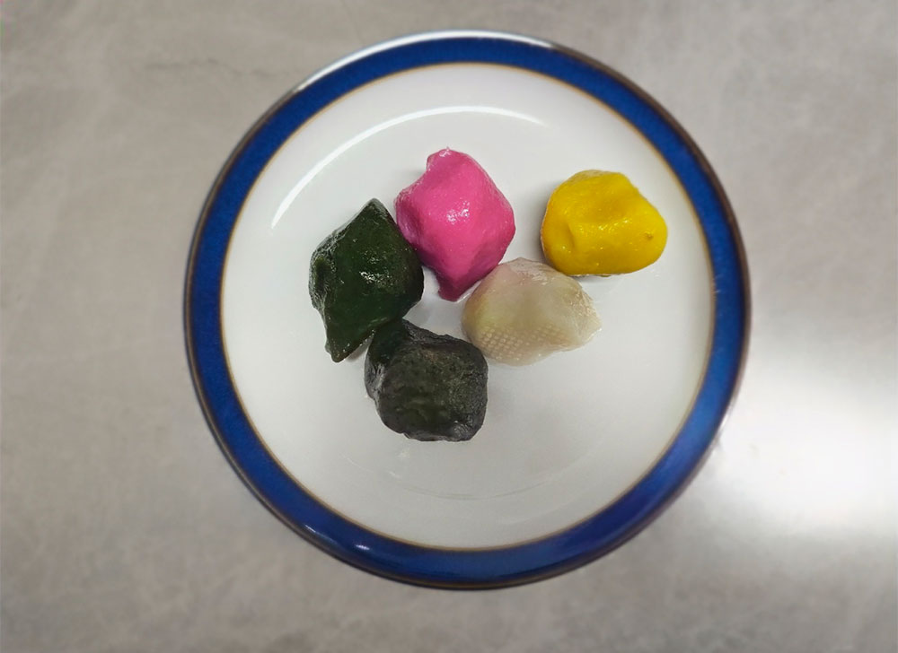 빛깔 고운 오색 송편, 색마다 다른 의미가 담겨 있다