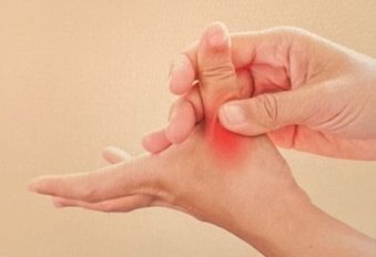 손가락 마디 통증 원인과 대처법