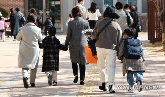 초등학교 등료사진