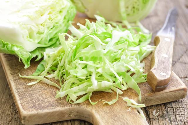 위에좋은음식 양배추 먹으면 안되는 사람 양배추먹는법 양배추 생으로 먹으면