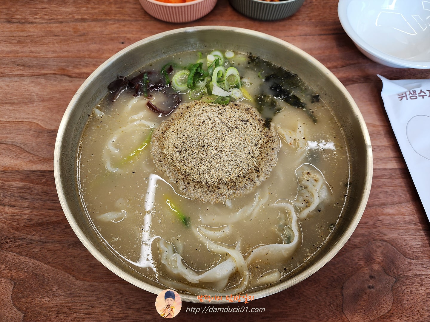 만두 들깨칼국수