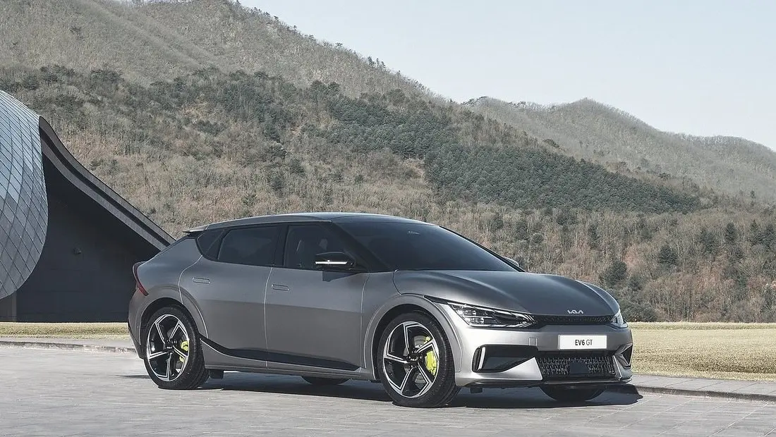 기아 EV6 GT 가격 실구매가 모의견적 제원 옵션 카탈로그 내부 색상 디자인 인테리어 전기차 지원금 총정리