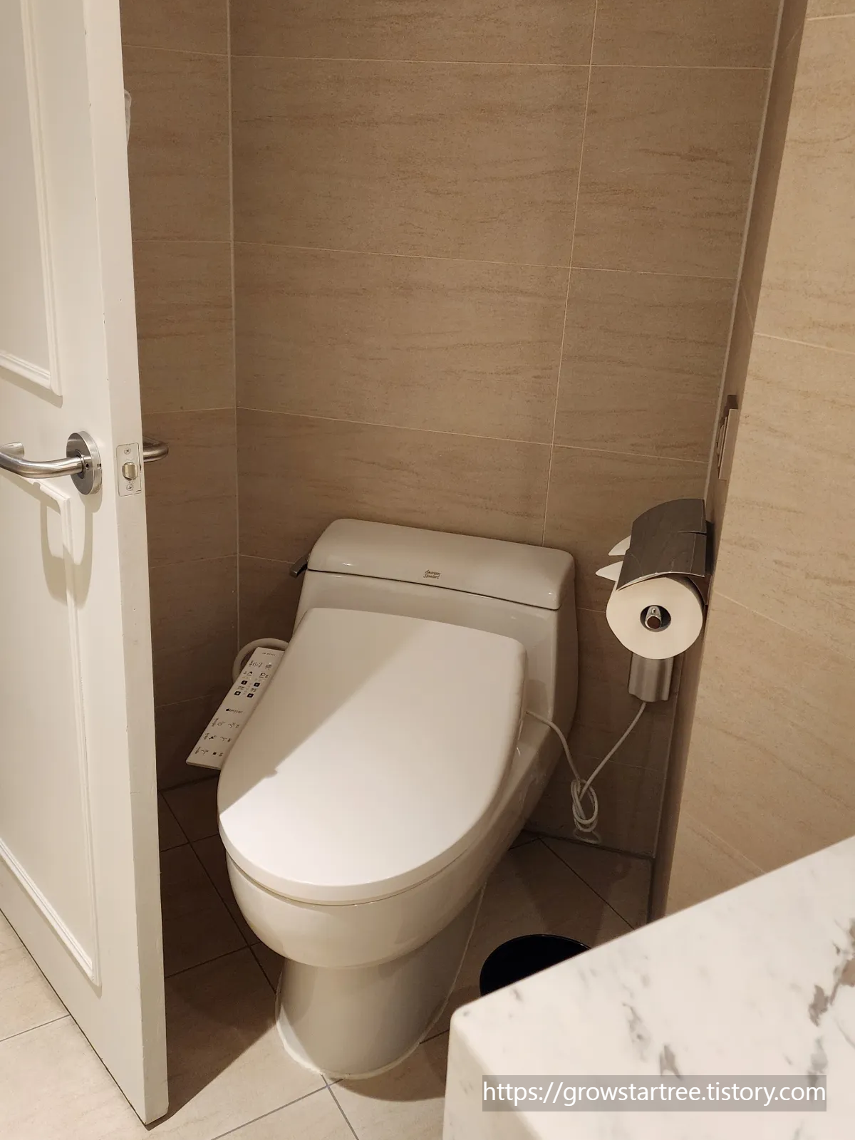 그랜드조선 제주 호텔 디럭스 스탠다드뷰 트윈룸