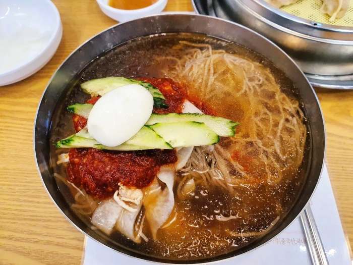 투데이 맛있는 메뉴 밀면 온면 만두 명태회무침 부산 용호동 맛집