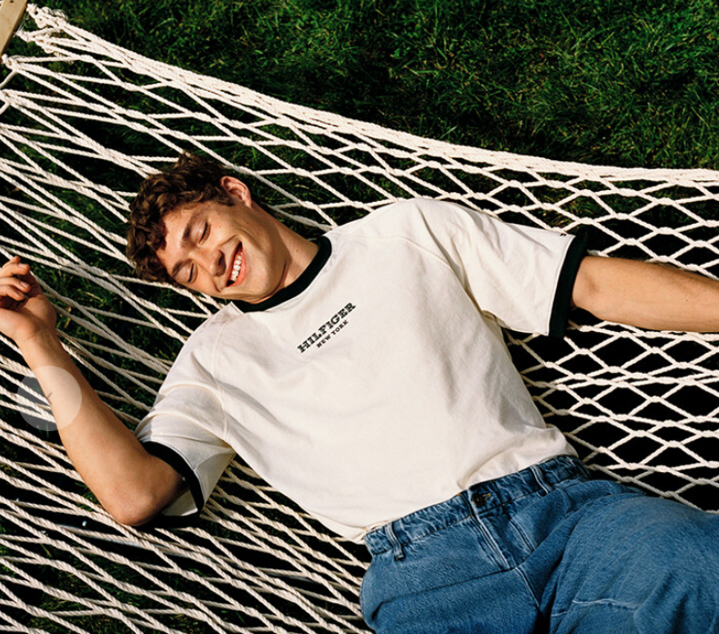 타미 힐피거 (Tommy Hilfiger)