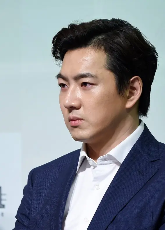 송일국