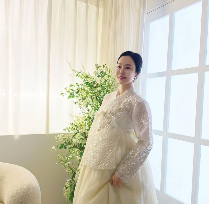 반민정 사업가 결혼, 1살 연상 신랑과 비공개 예식 진행 참고 이미지 2