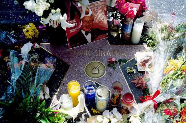 헐리우드 명예의 전당 프랭크 시나트라 추모