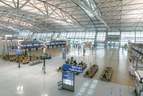 인천공항 제1터미널 내부