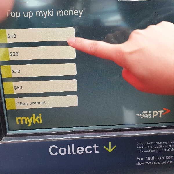myki 카드부터 무료 트램까지, 멜버른 교통수단 완벽 가이드_myki 카드 충전기_금액 선택