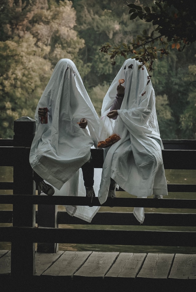 온 가족이 함께하는 할로윈 가족 코스튬 아이디어 완벽 가이드