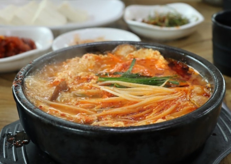 동네한바퀴 손두부 한상 완주 맛집 위치 및 정보