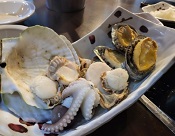 손질해주시는-해산물