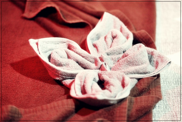 용문마사지의 꽃모양 타월