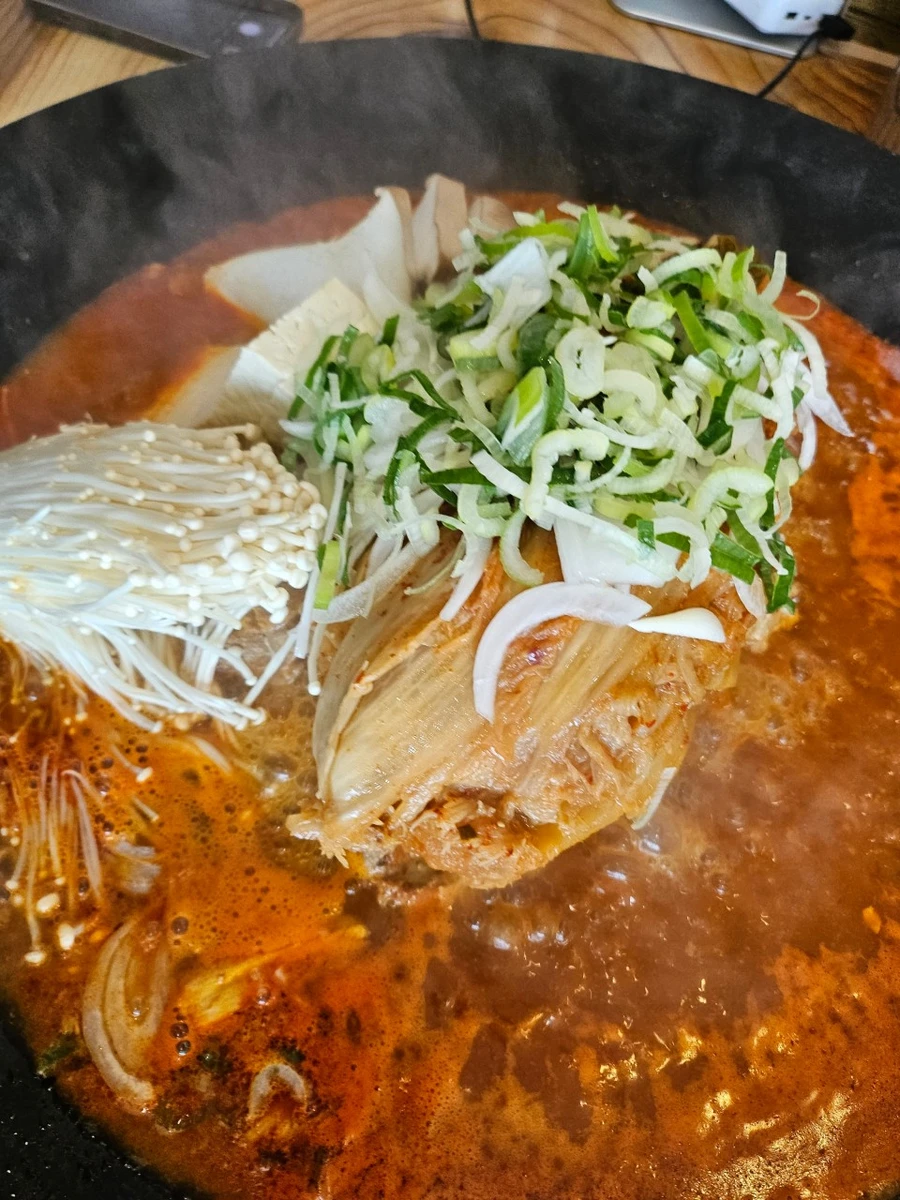 진팔팔감자탕본점