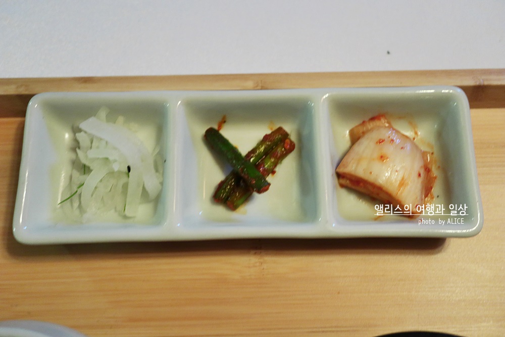 제주 전통 5성급 호텔 씨에스 다이닝 레스토랑 크리스마스 특별한 코스메뉴