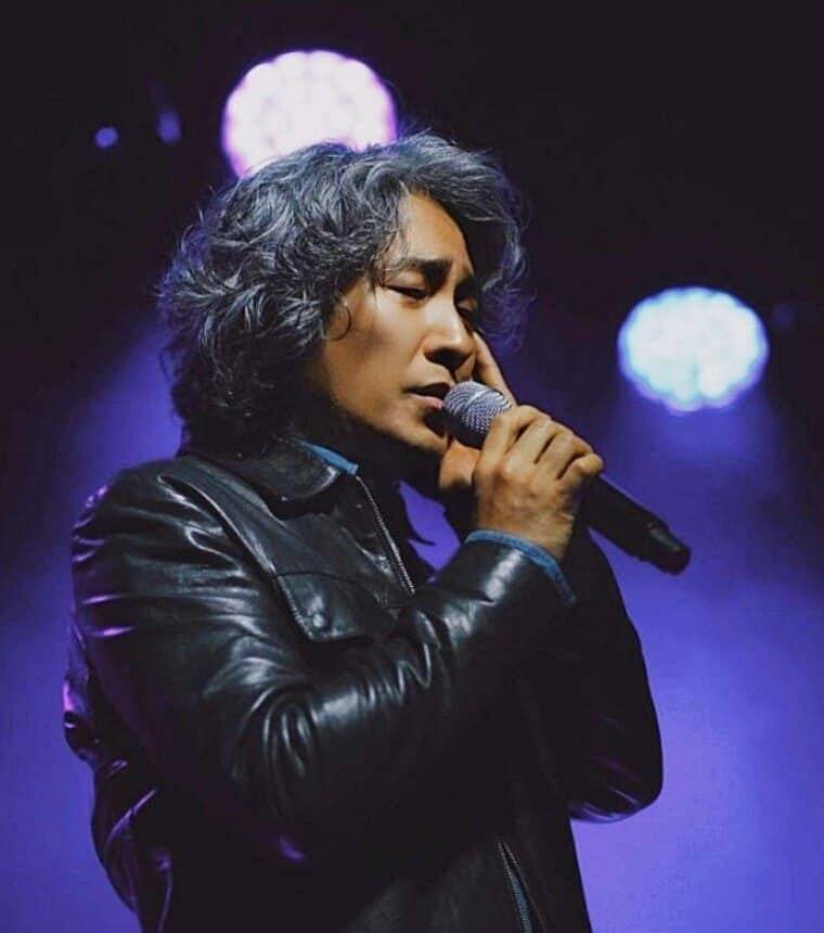 가수-김재희