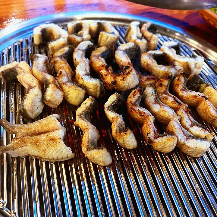 충남 천안 맛집 추천 생방송투데이 기력 한 뚝배기 하실래요 민물 장어탕 숯불 장어 구이 오늘방송 맛있고 싸다고