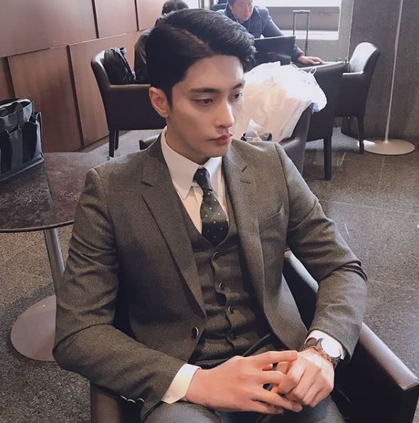 성훈 프로필