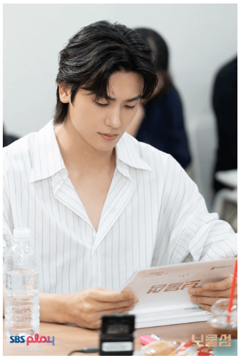 그리고 강렬한 액션 신 
