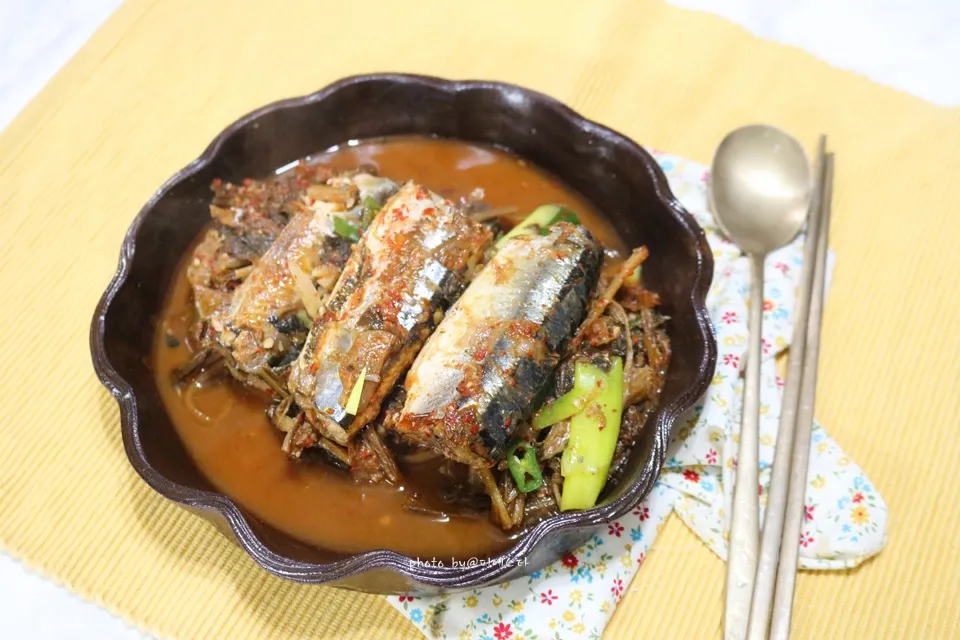 꽁치 통조림 무조림 김치찌개 맛있게 끓이는법_4