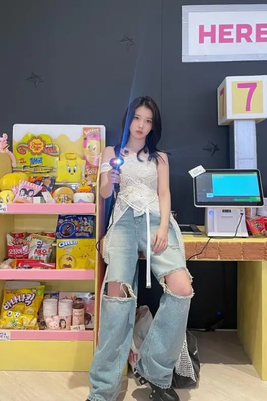 아이유 IU 프로필 갤러리ㅣ노래 음악 mbti 인스타 유튜브