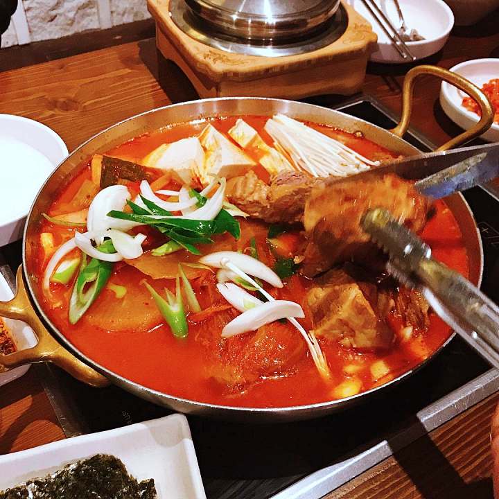 종로 광화문 맛집 추천 생방송투데이 서울 최고의 김치찜 대왕 소갈비 고랭지 묵은지 김치찜 오늘방송 빅데이터 랭킹