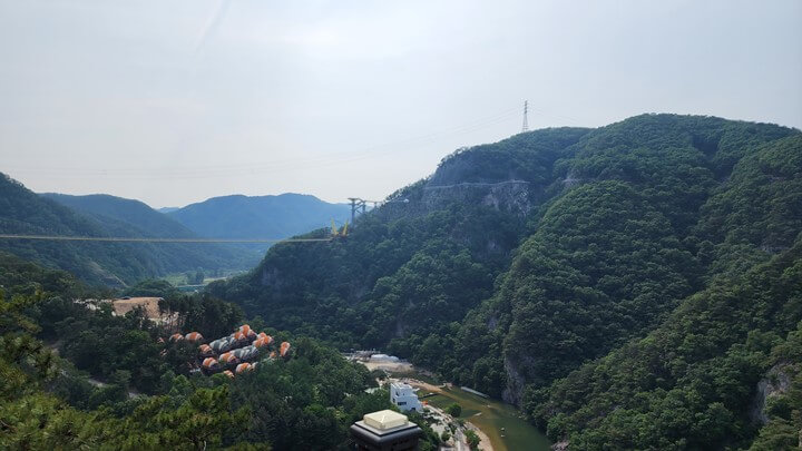 출렁다리에서-본-울렁다리