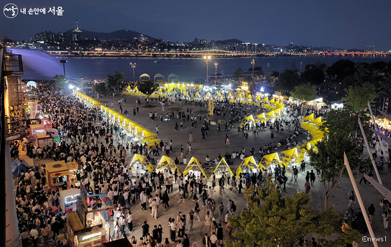 서울 야경 맛집은 여기! 밤도깨비 야시장 완벽 공략법 (메뉴 추천 &amp; 인생샷 꿀팁!)