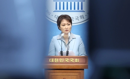 이언주 의원 복당 이유와 민주당 반응