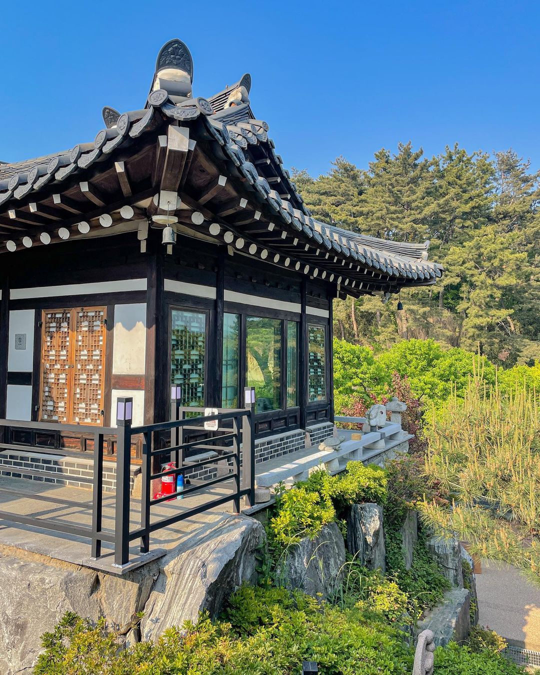 생방송오늘저녁 촌집 전성시대 보령 대천해수욕장 돌 위에 집이 있다? 고택 비밀 노천탕 바베큐 한옥 스테이 가볼만한 곳 추천