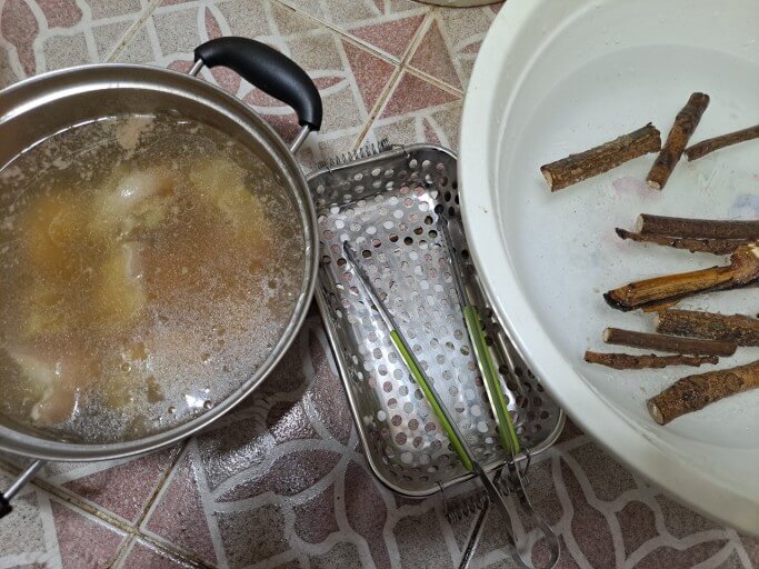 옻나무 9가지 효능 및 부작용과 옻나무 진액 먹는 방법
