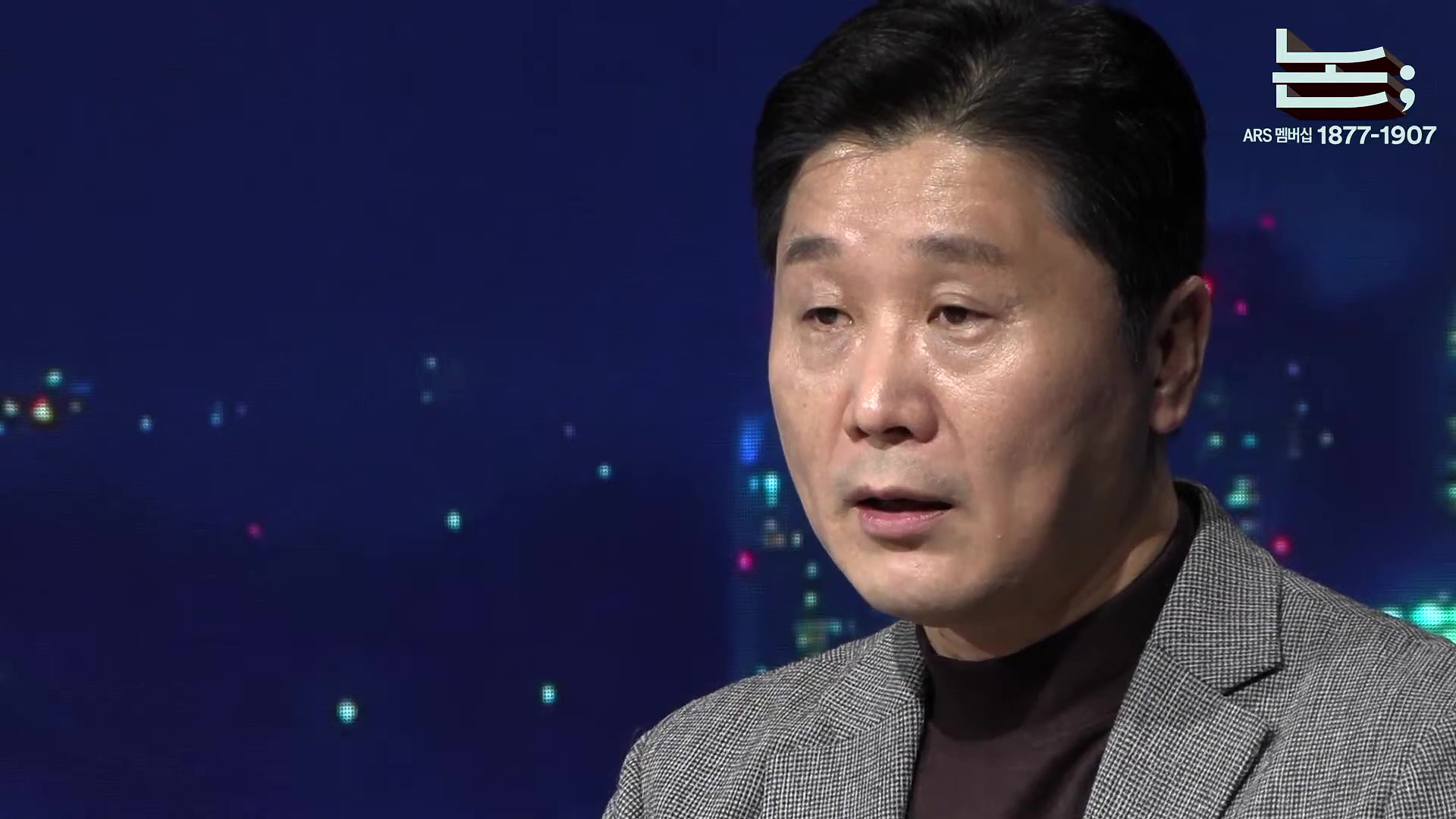 [정준희의 논] '내란의 군대'를 '국민의 군대'로 되돌리는 2025 국군의 날ㅣ홍민 통일연구원 선임연구위원ㅣ2025년 10월 1일 수요일.mp4_20251006_195740.654.jpg