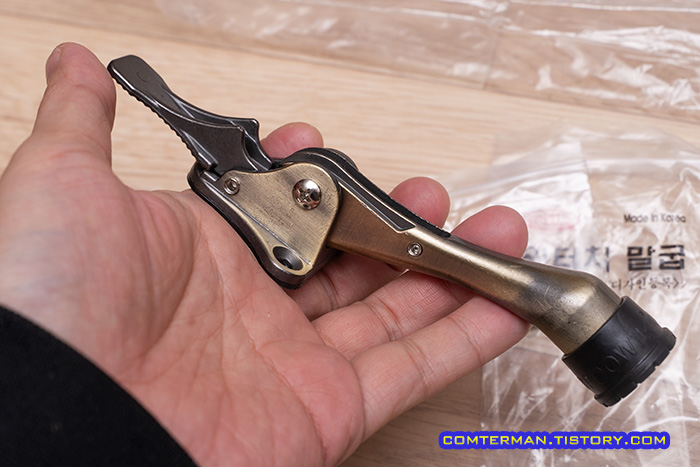 페달식 도어스토퍼