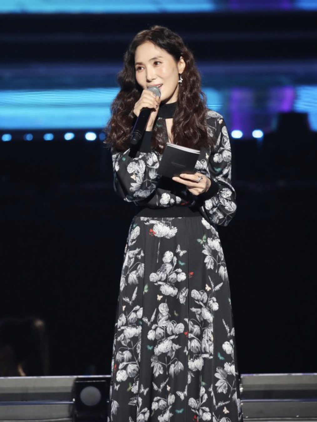장혜진 무대 진행