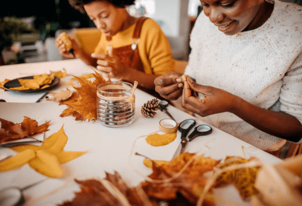 가을 인테리어 트렌드 2025 &ndash; 따뜻하고 감성적인 집 꾸미기 아이디어