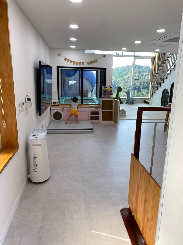 키즈비-풀빌라-현관-이미지