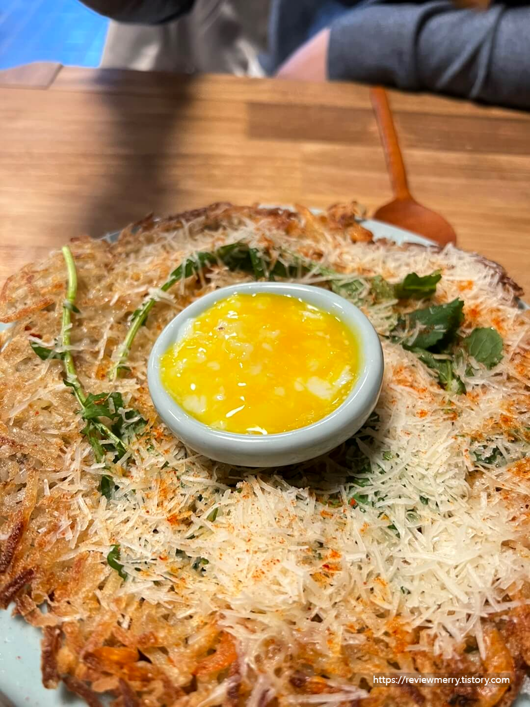 새우감자전 계란 사진