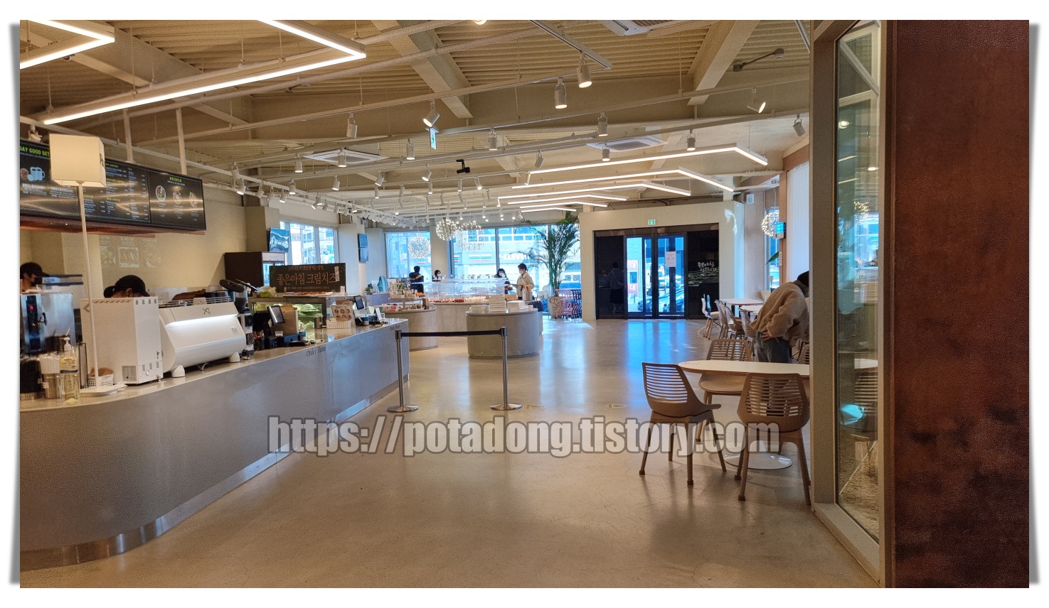 좋은아침 페스츄리 시그니처점 실내