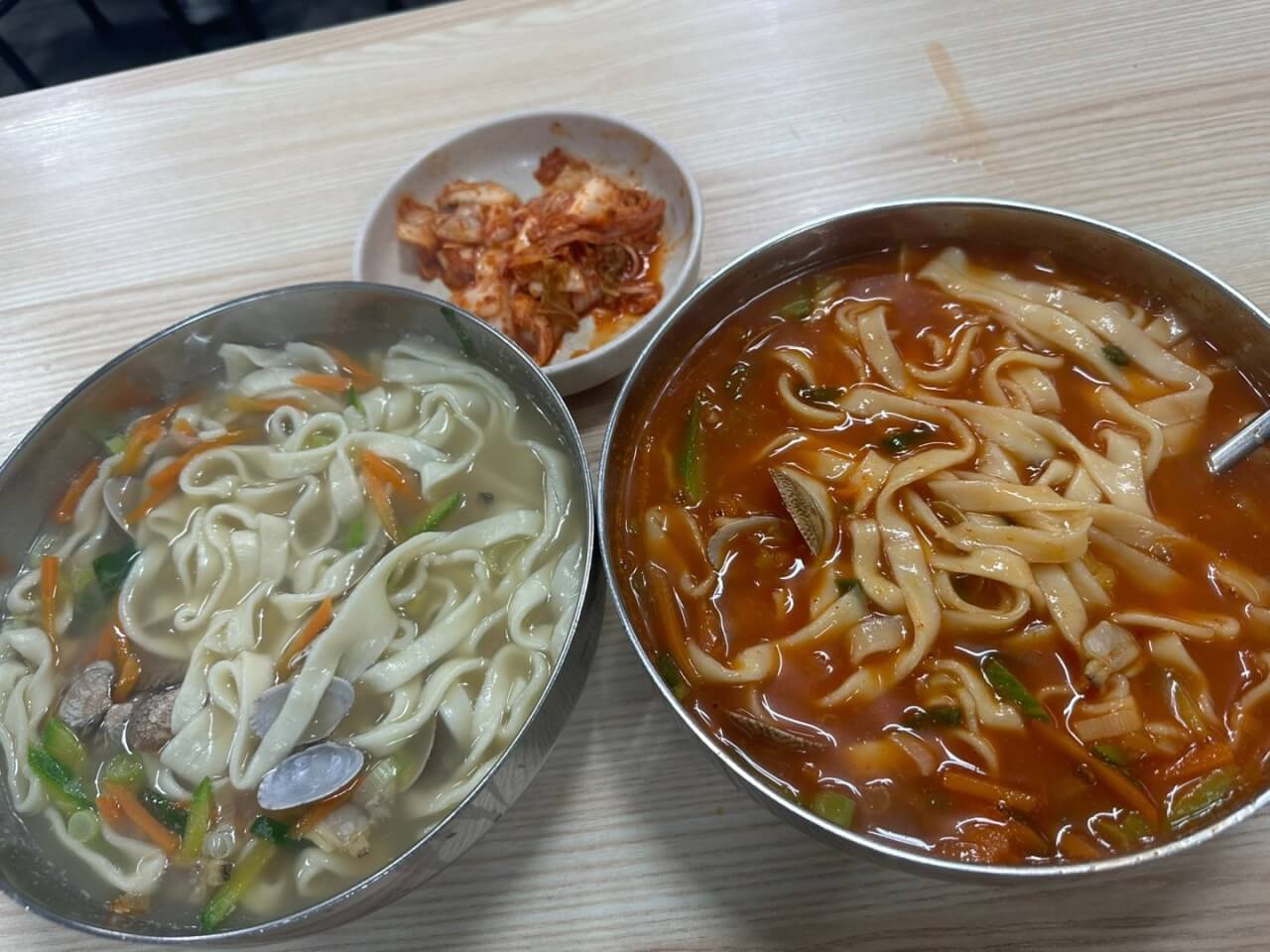 생방송투데이 맛의 승부사 인천 서구 바지락 칼국수 바지락 손만두 맛집 대부도 바지락칼국수 본점 생방송투데이 3773회