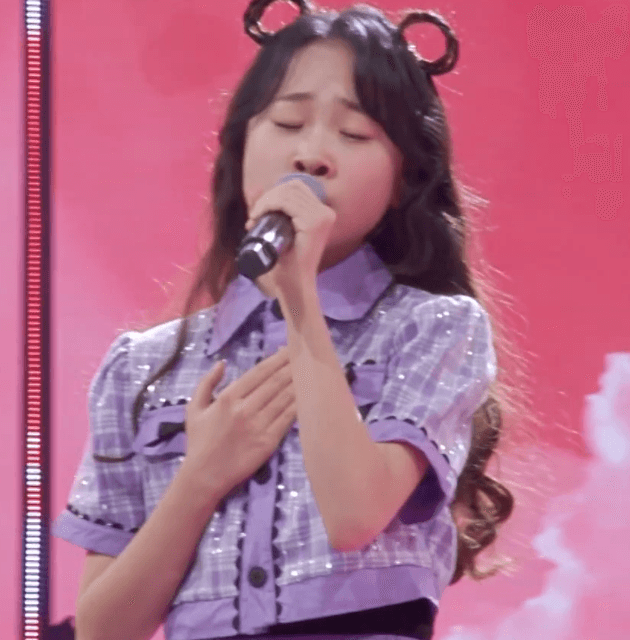 김다현(이은하) 미소를 띠우며 나를 보낸 그 모습처럼