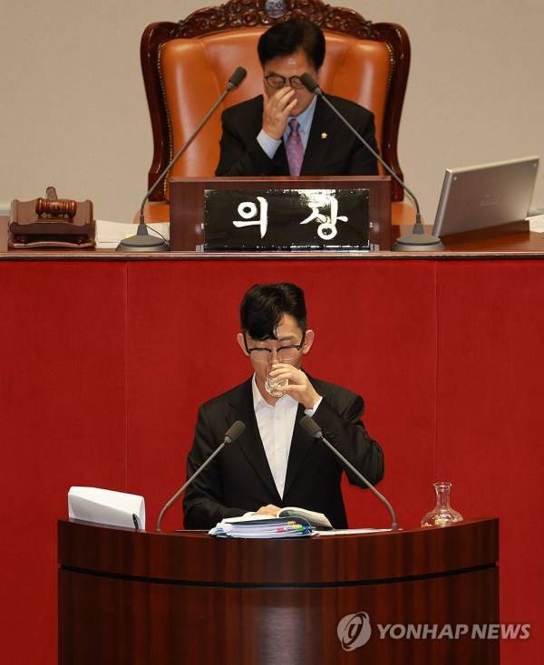 박충권 국회의원 윤석열 대통령 옹호 논란